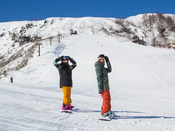 朝発バス/東京・池袋発 草津ナウリゾートホテル Dts lineで行く! 選べるリフト券 バスターミナル東京八重洲・池袋サンシャインBT⇔草津温泉 往復高速バスプラン♪ Dts lineだとナウリゾートホテルまで乗り換え不要!2